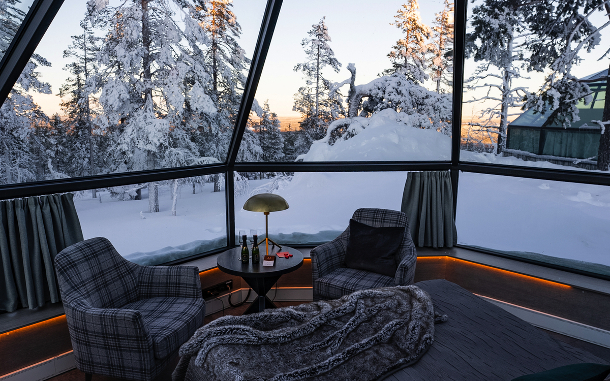 Golden Crown Levin Iglut