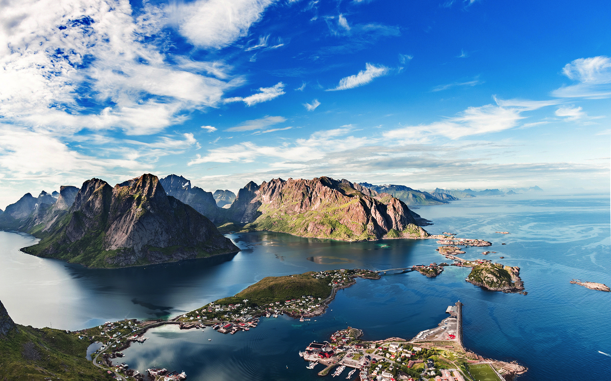 Lofoten - ein Archipel in der Grafschaft Nordland, Norwegen