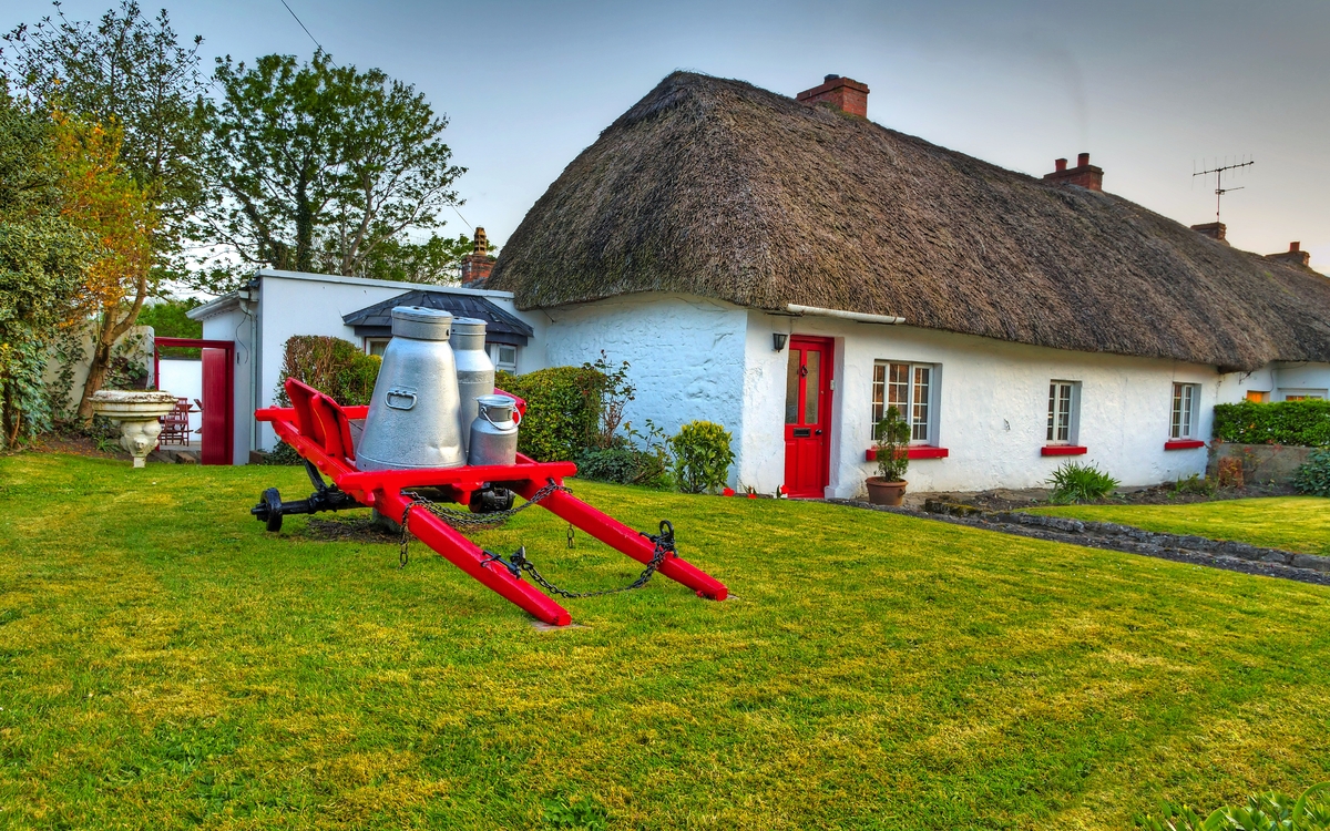 Traditionelle Hütte Haus in Adare, Co. Limerick, Irland