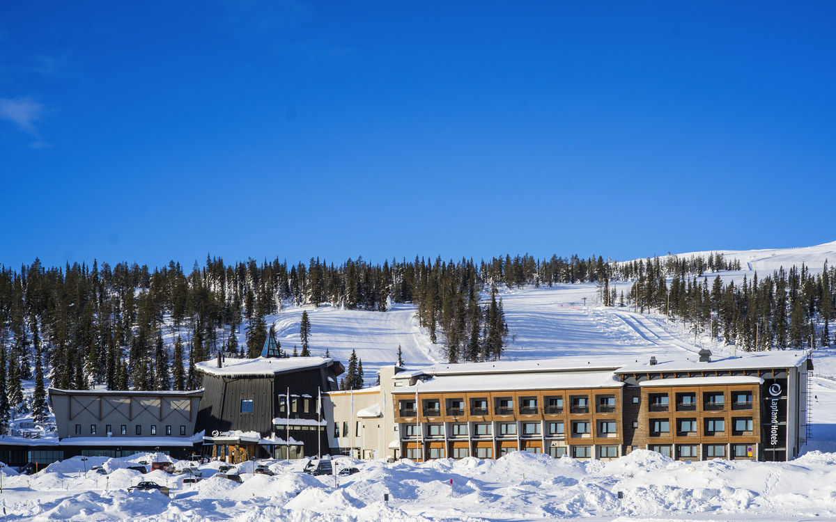 Lapland Hotels & Safaris