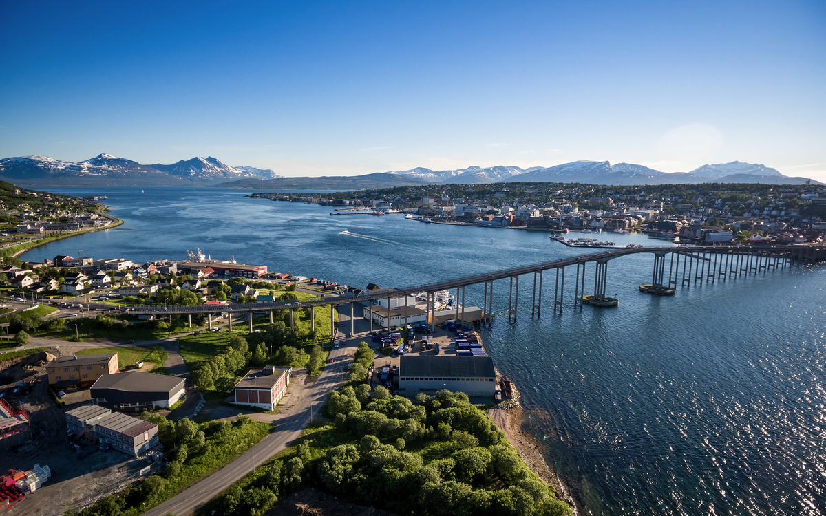 Brücke der Stadt Tromsø