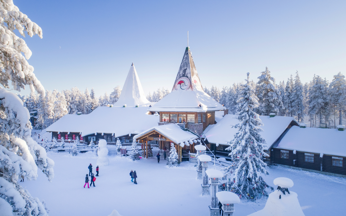 Lapland Hotels & Safaris