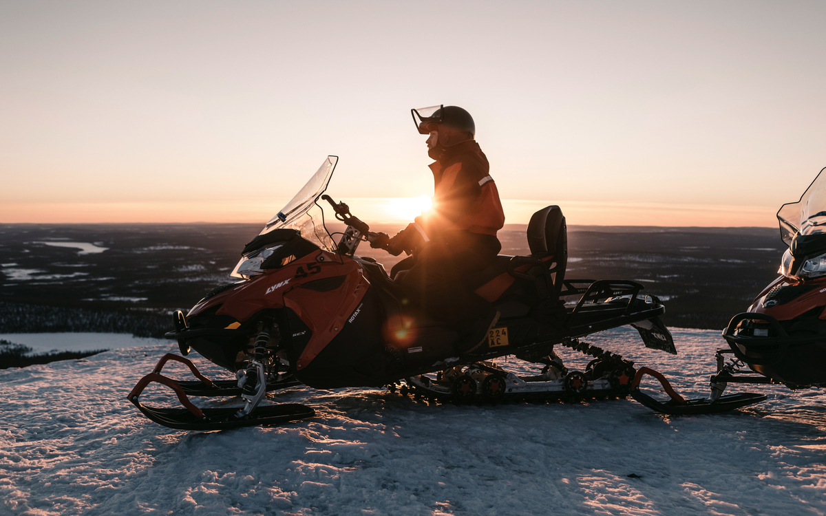 Lapland Hotels & Safaris